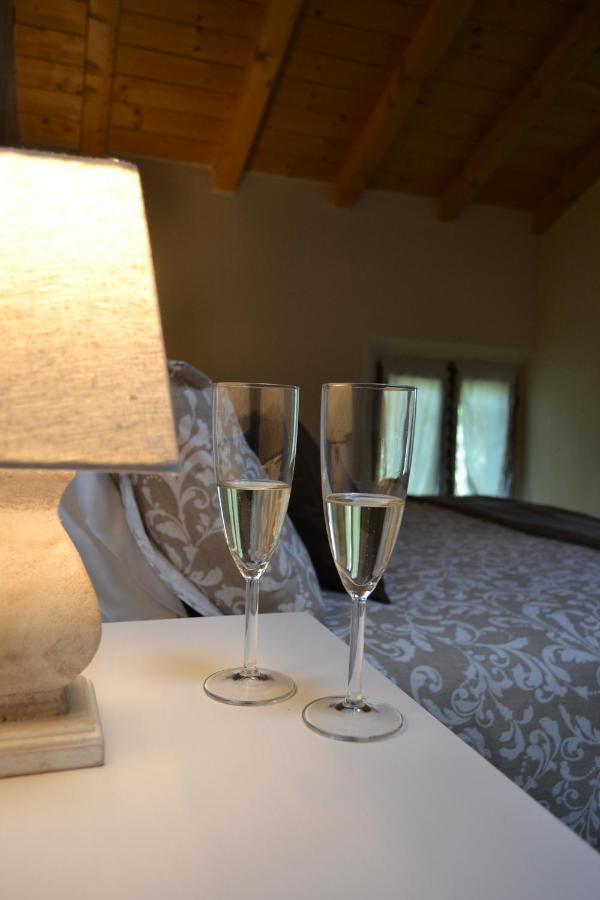 La Locanda Nel Frutteto Bed & Breakfast Rovereto sulla Secchia ภายนอก รูปภาพ