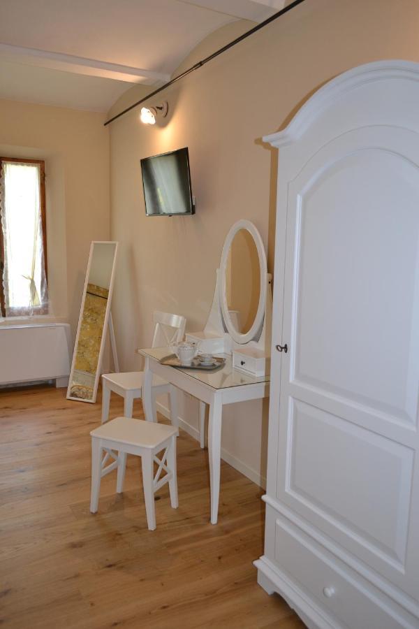 La Locanda Nel Frutteto Bed & Breakfast Rovereto sulla Secchia ภายนอก รูปภาพ